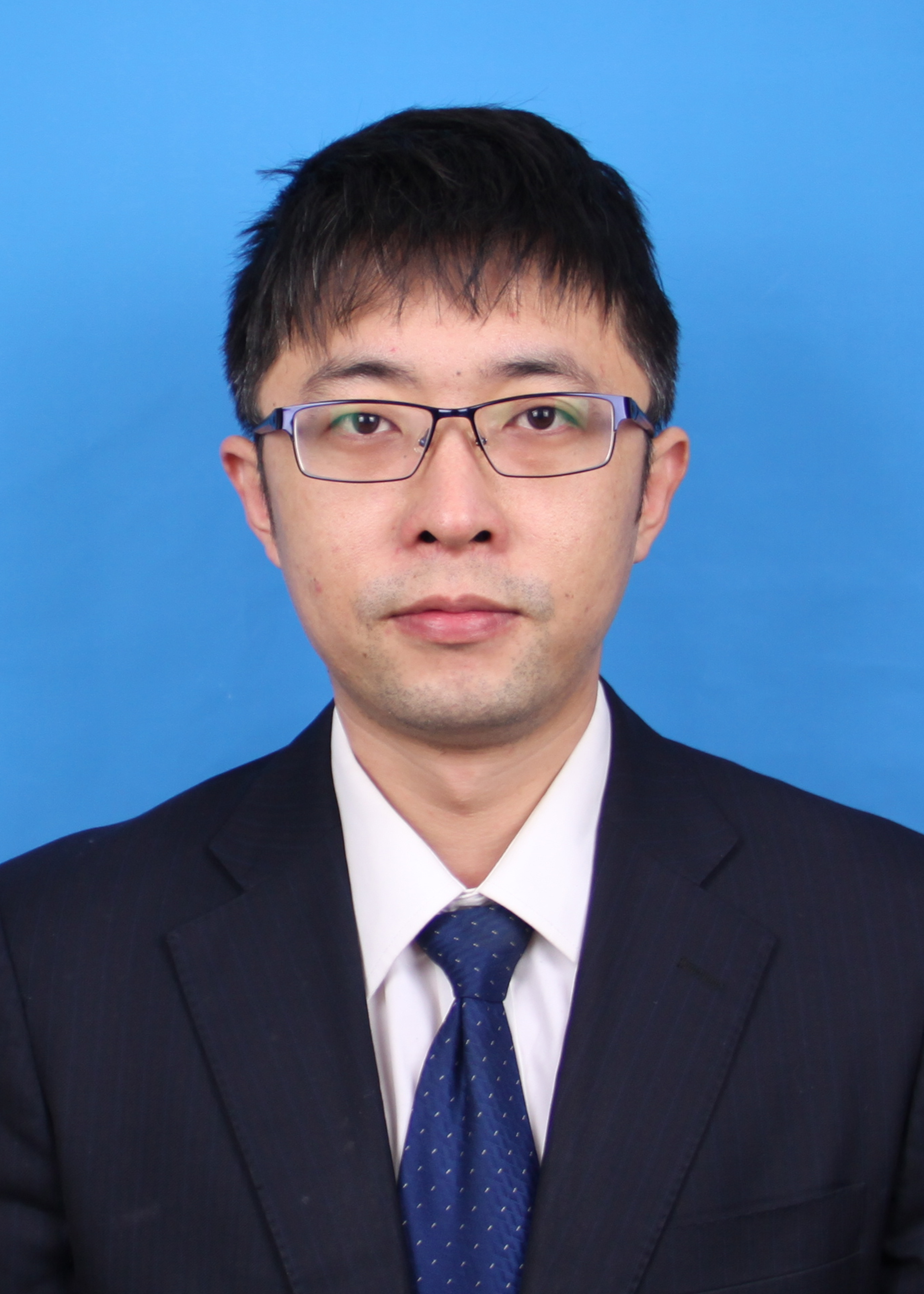 点击照片，查看专家专长、出诊时间