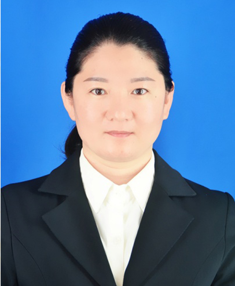 李尉榕