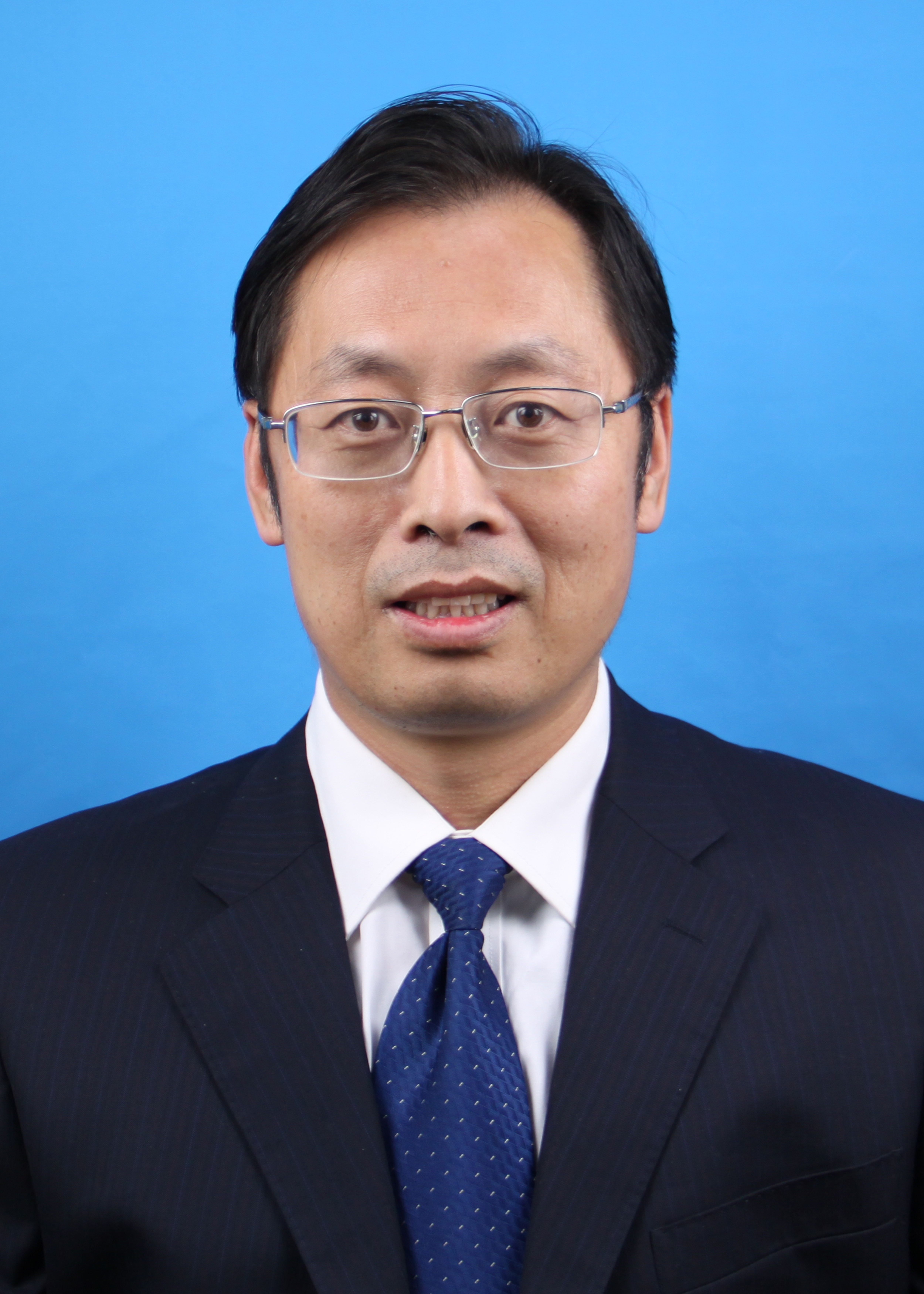 点击照片，查看专家专长、出诊时间